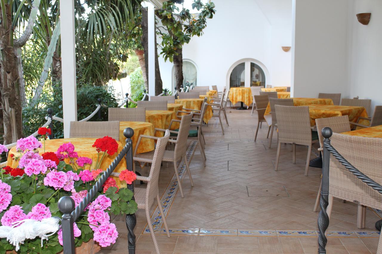 Hotel Floridiana Terme อีสเกีย ภายนอก รูปภาพ