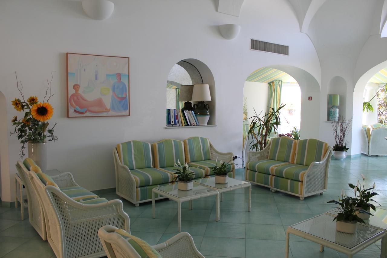 Hotel Floridiana Terme อีสเกีย ภายนอก รูปภาพ