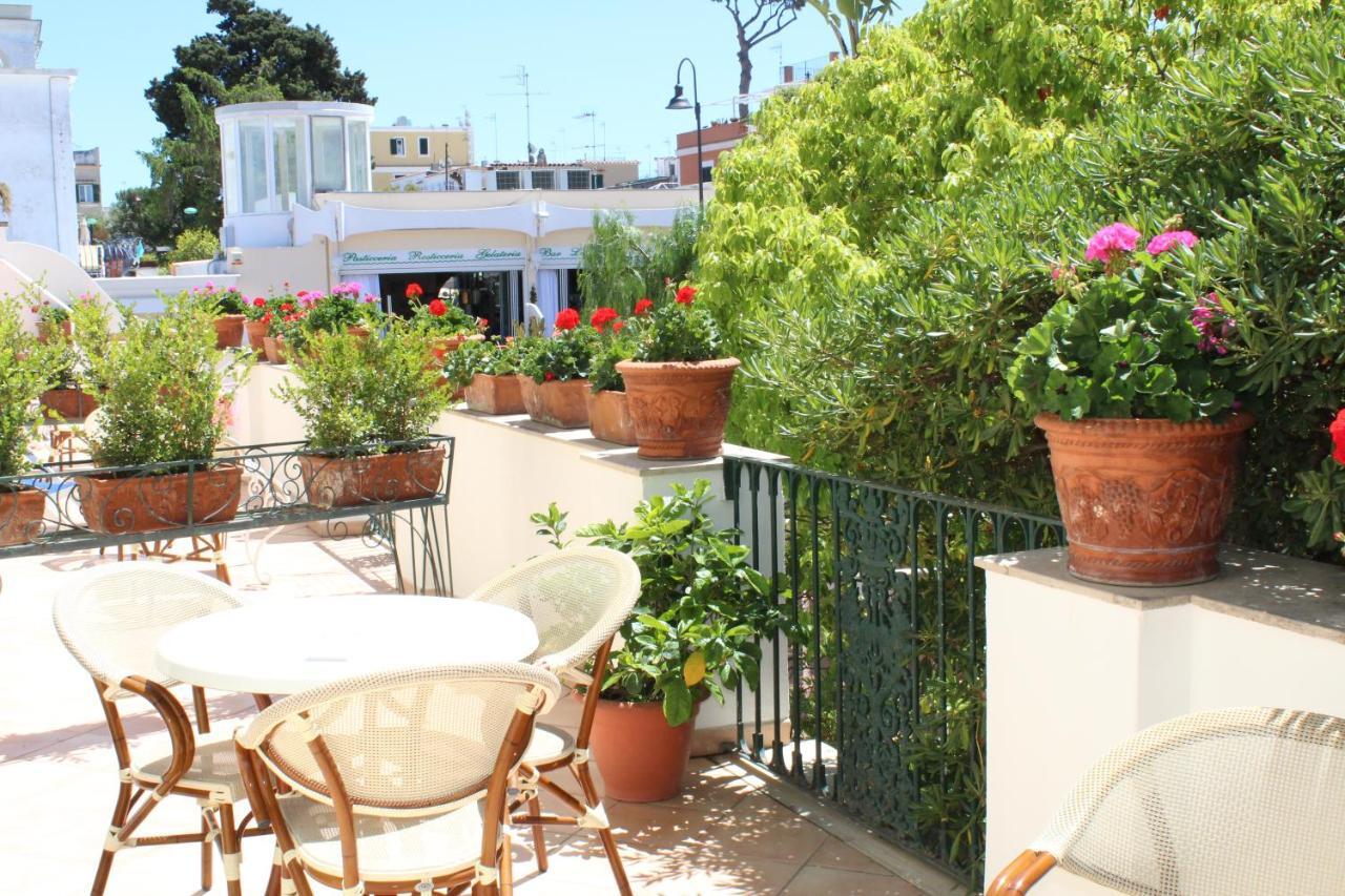Hotel Floridiana Terme อีสเกีย ภายนอก รูปภาพ