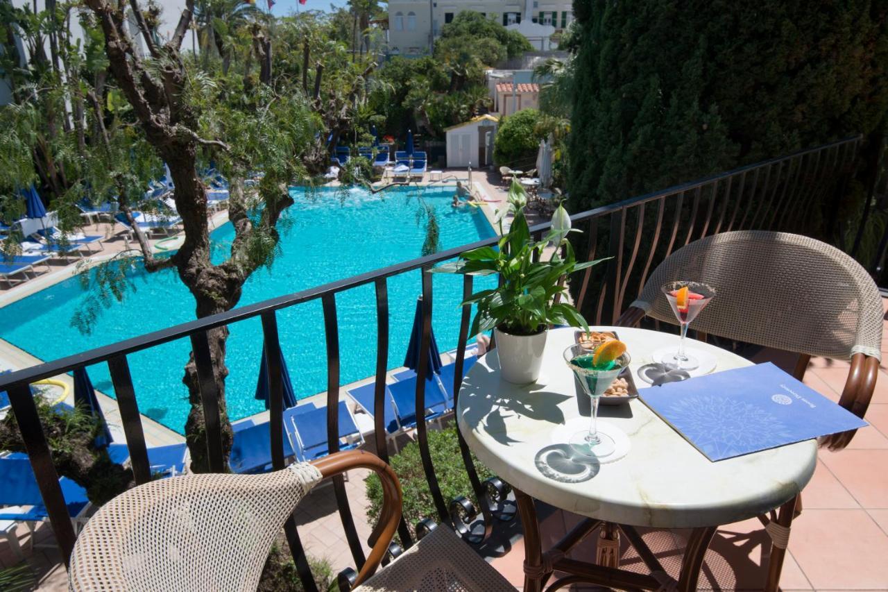 Hotel Floridiana Terme อีสเกีย ภายนอก รูปภาพ