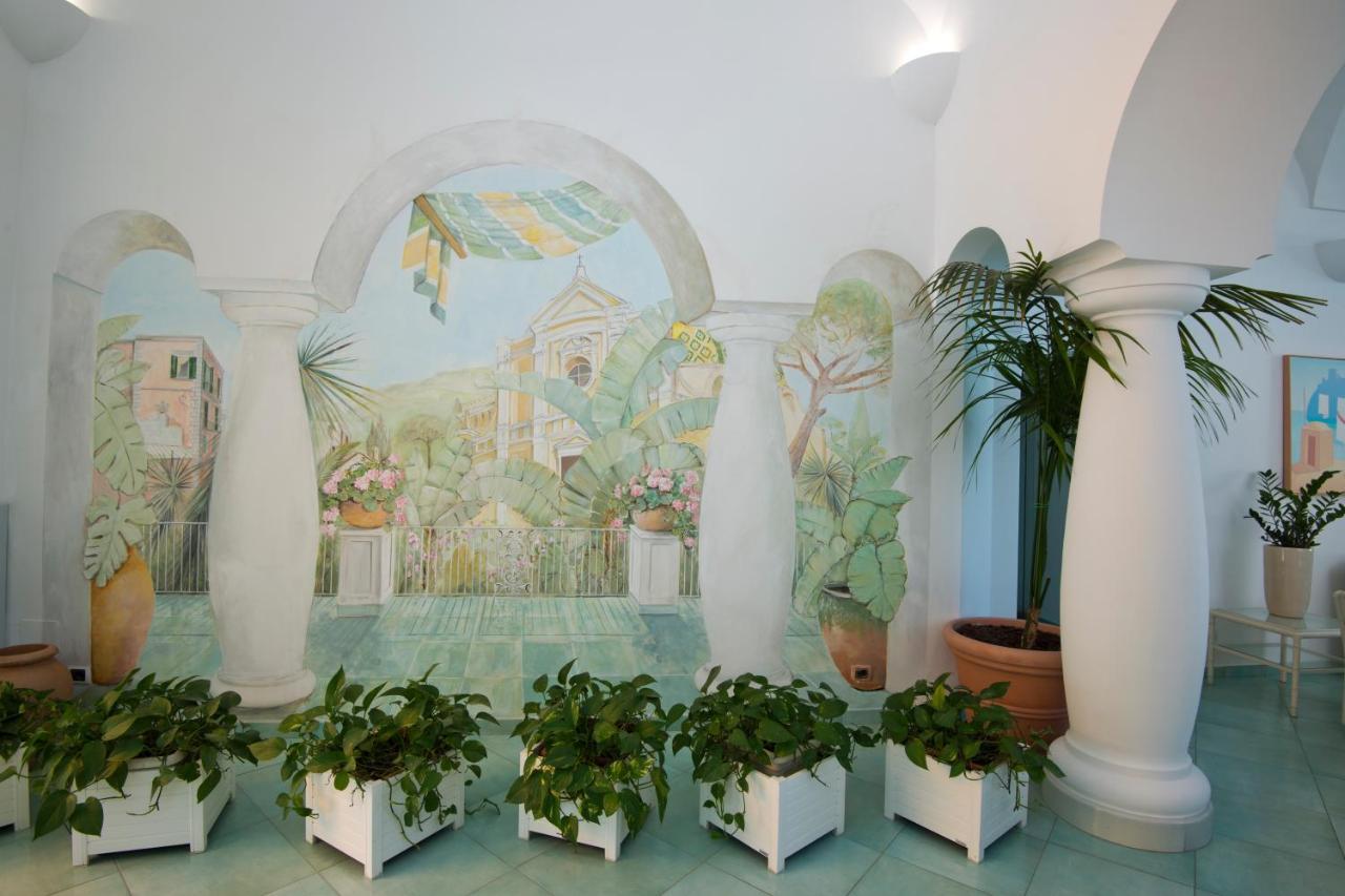 Hotel Floridiana Terme อีสเกีย ภายนอก รูปภาพ